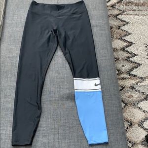 Nike leggings. Medium